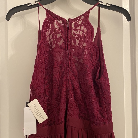 Maroon formal dress - Picture 10 of 17